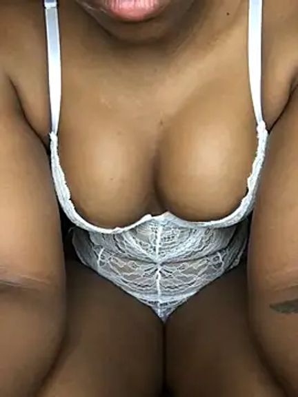 NaughtyShawdy1