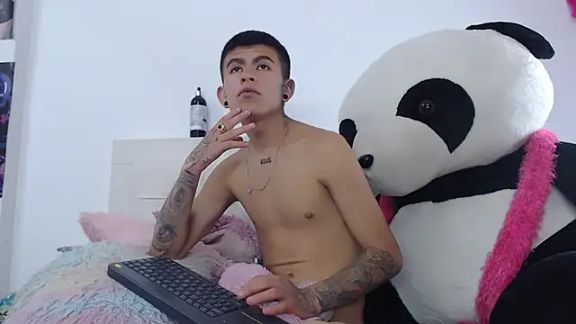 luna_and_logan_hot