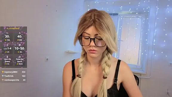 Olivia_Voss