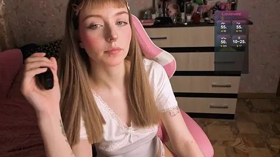 margo_pink