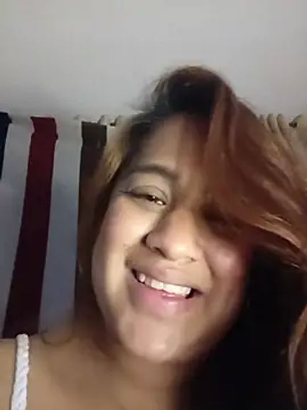 Arya_Gomez