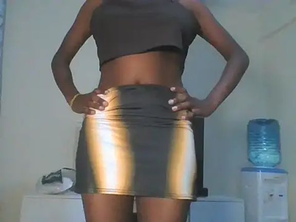 ebony_zuri