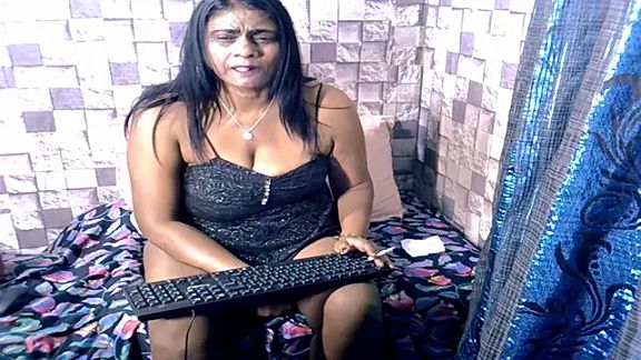 Sexymaturemilf01