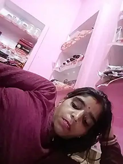 Rishika_hot