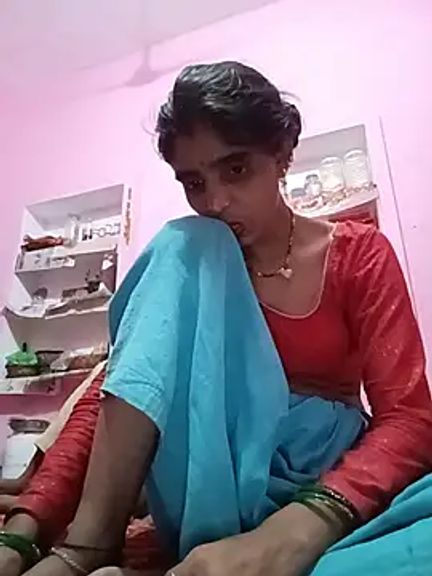 Rishika_hot