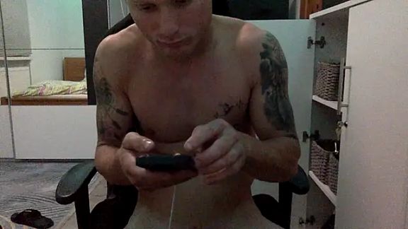 Nakedendurance1994