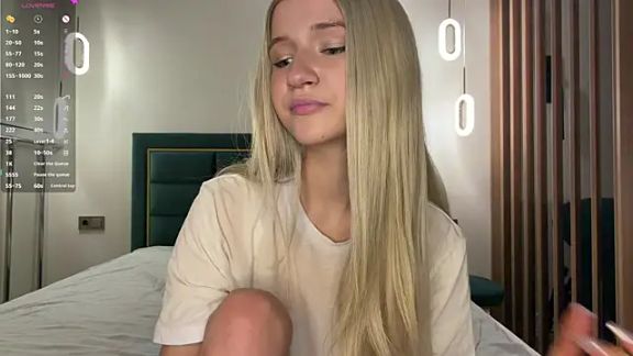 VikkiiSecret