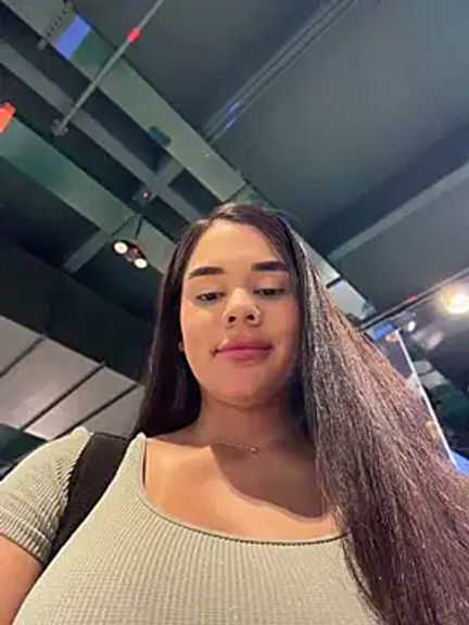 BellaLeclair_