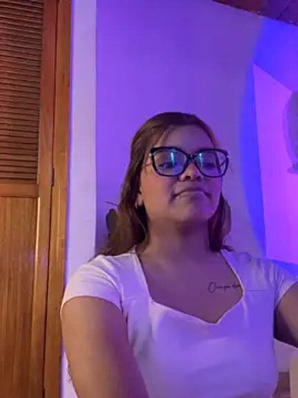 mia_castano