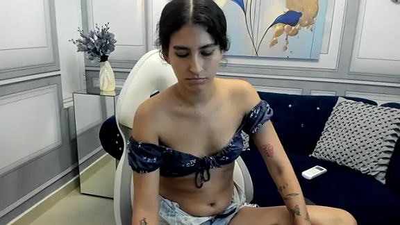 maya_jonnes18
