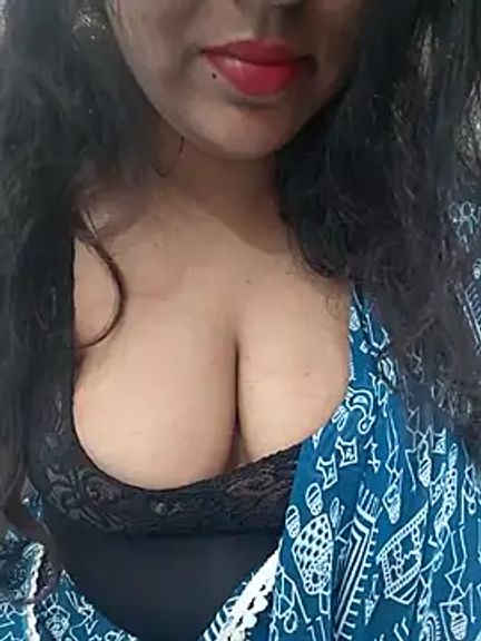 Shakila_Cherry_99