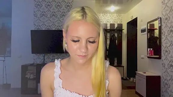 LanaLivee