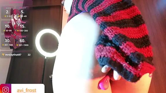 avi_frost