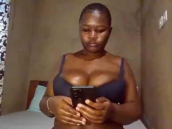Chloe80
