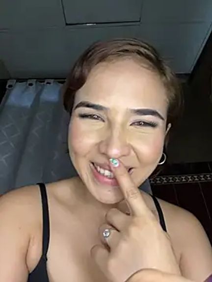 LadyScarlett_