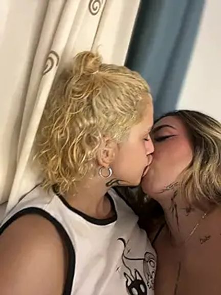 Velvet1_
