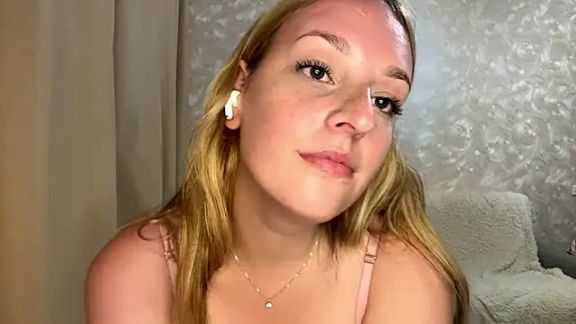 MadeleneEfrons