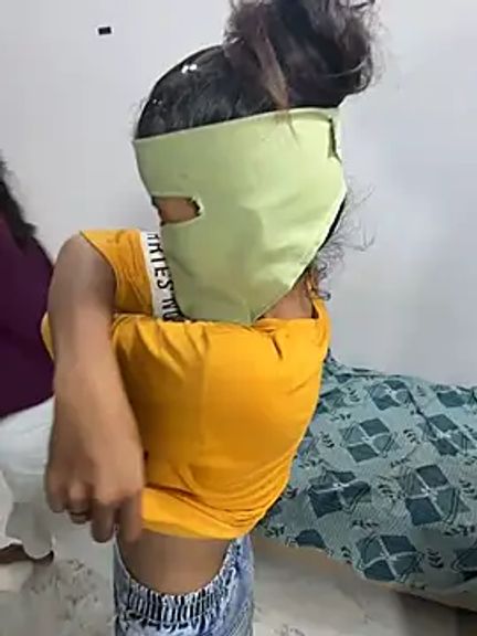 hot_janvi_