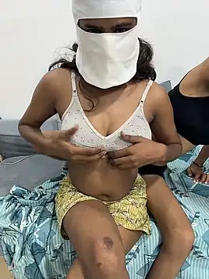 hot_janvi_