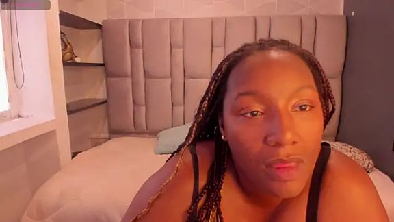 Kendra_Taylor_