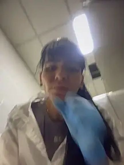 LuxeBrunetteXXX