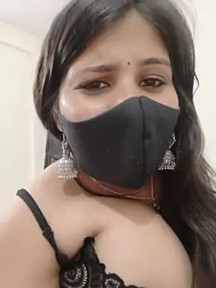 Busty_priya69