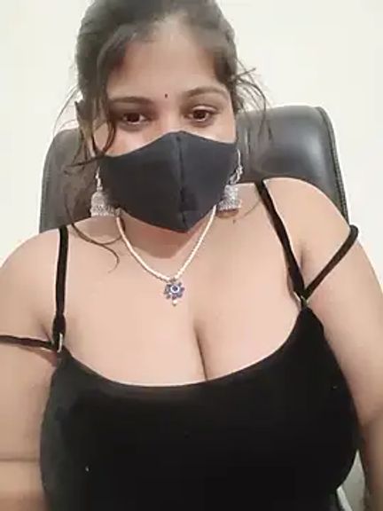 Busty_priya69