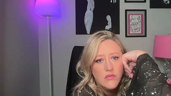 MissNaughtyBlonde