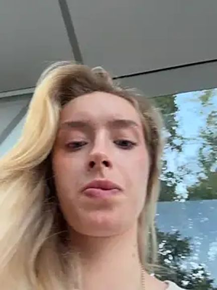 PollyDolly