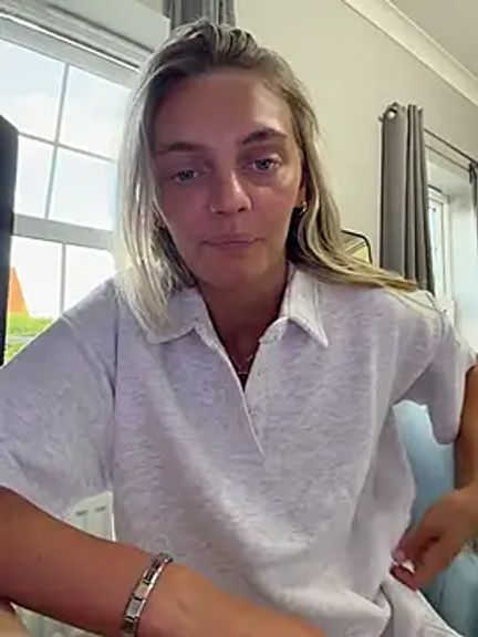 IndiaHughesUkx