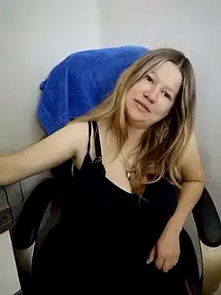 Juliamodest1