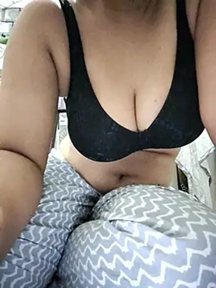 Suhana_Bhabhi