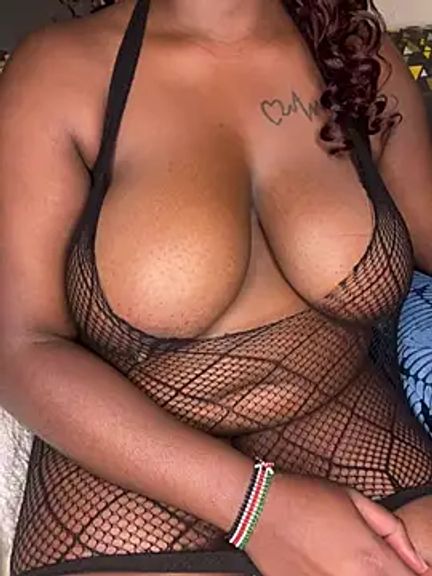QueenBunny_