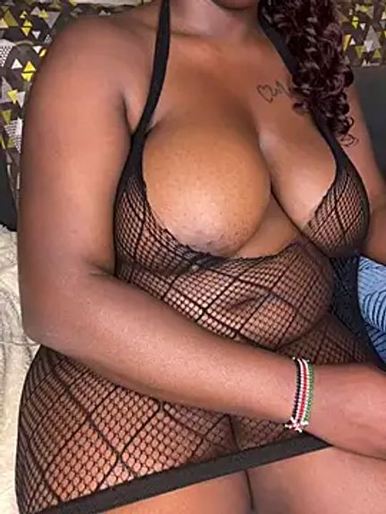 QueenBunny_