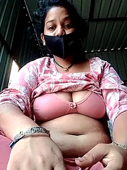 Priya_sharma16