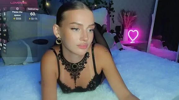 Elise_Moon_