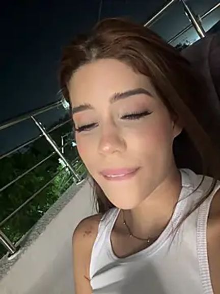 Laila_Tyler_