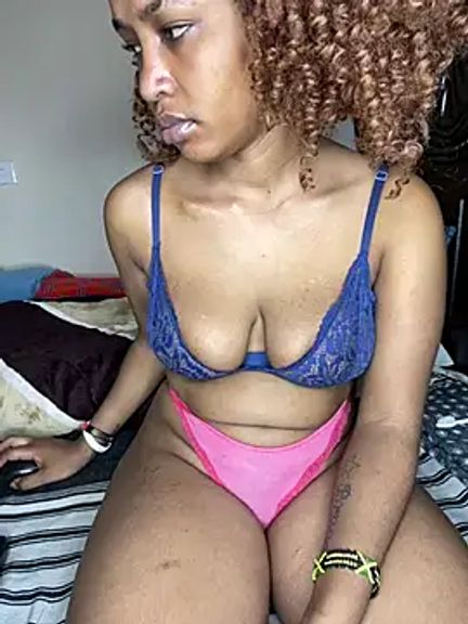 Cute_luna69