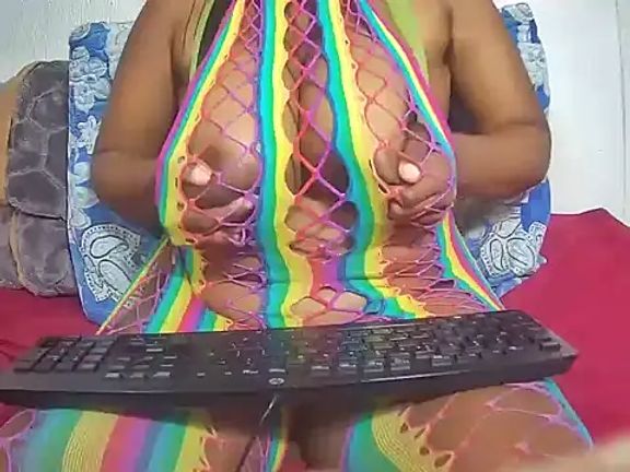 SluttyShyBoobs