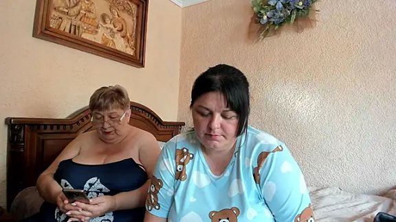 SweetLenaandNatalia