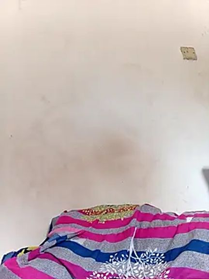 Prittty_slim_pussie