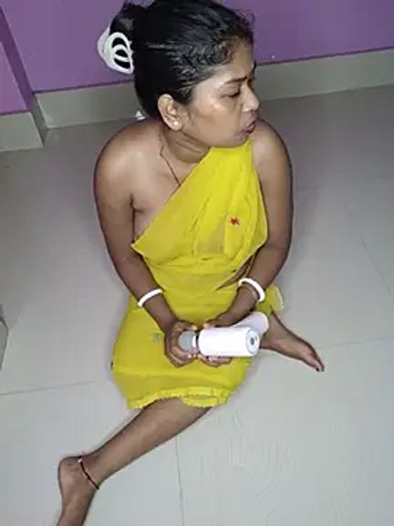 V_Hot_Shila