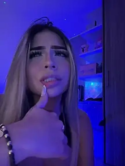 MiaWhitePink_