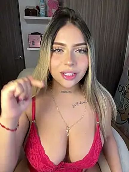 MiaWhitePink_