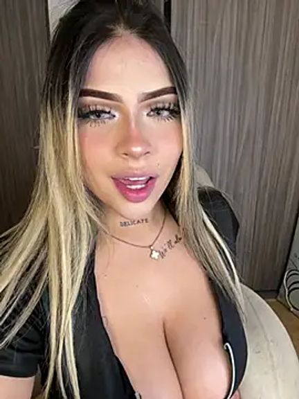 MiaWhitePink_