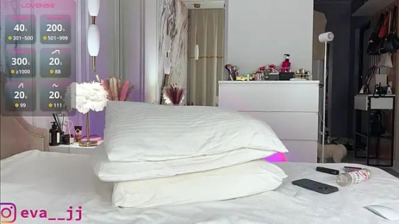 Eva_JJ