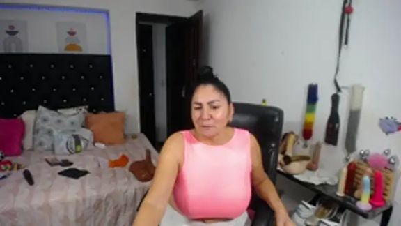 mature_bigboobs10
