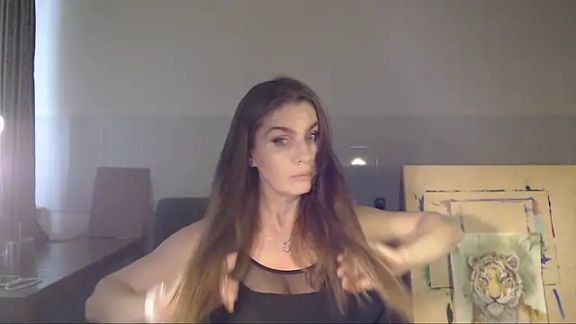 NoNudeElie