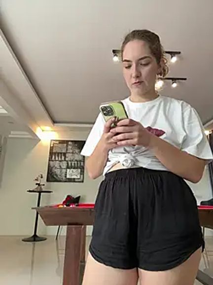 Nura_n_Sarah