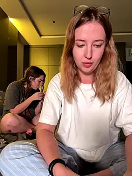 Nura_n_Sarah